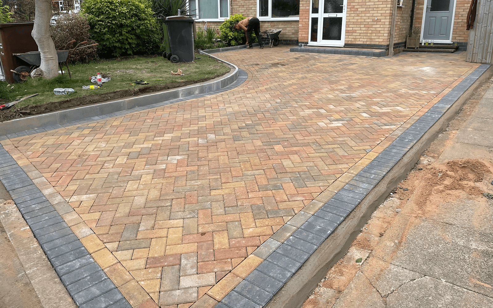 The Paving Experts Work