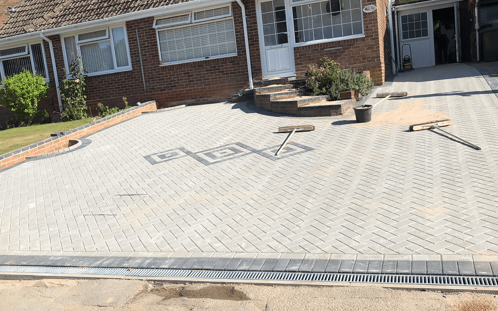 The Paving Experts Work